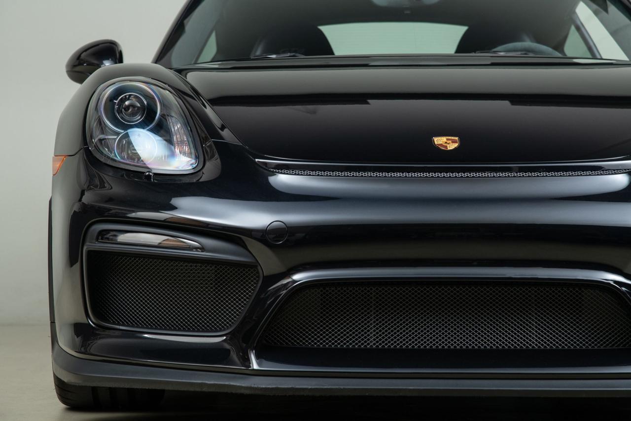 2016 Porsche Cayman GT4