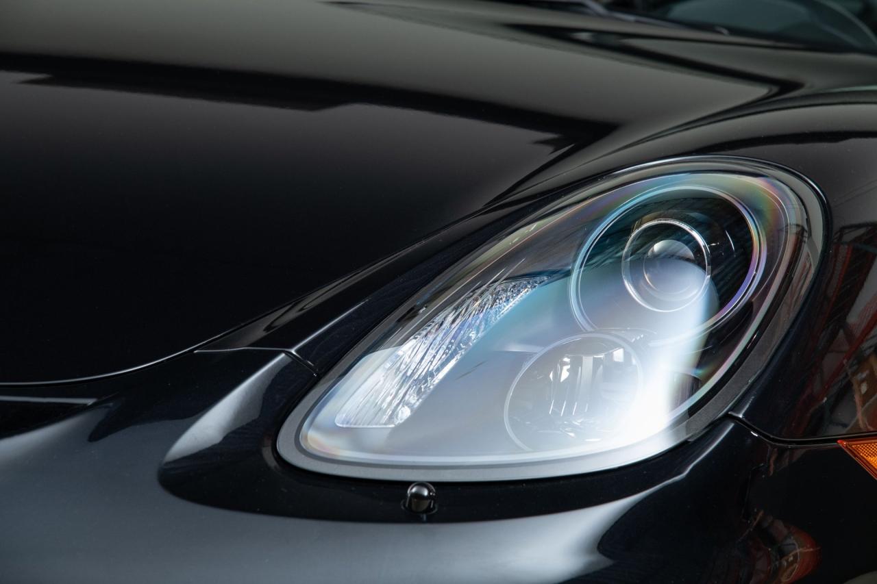 2016 Porsche Cayman GT4