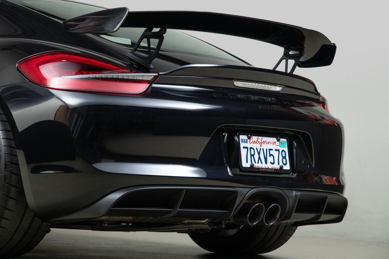 2016 Porsche Cayman GT4