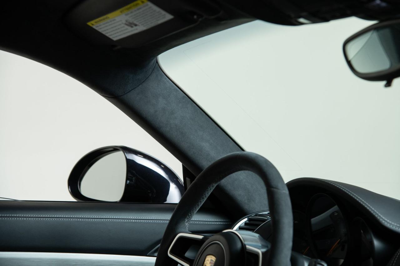 2016 Porsche Cayman GT4