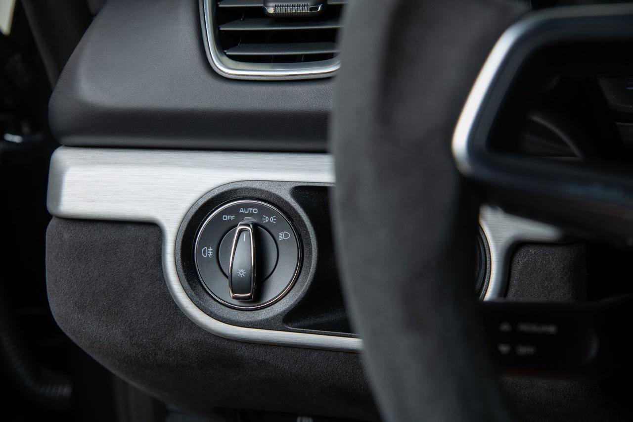 2016 Porsche Cayman GT4