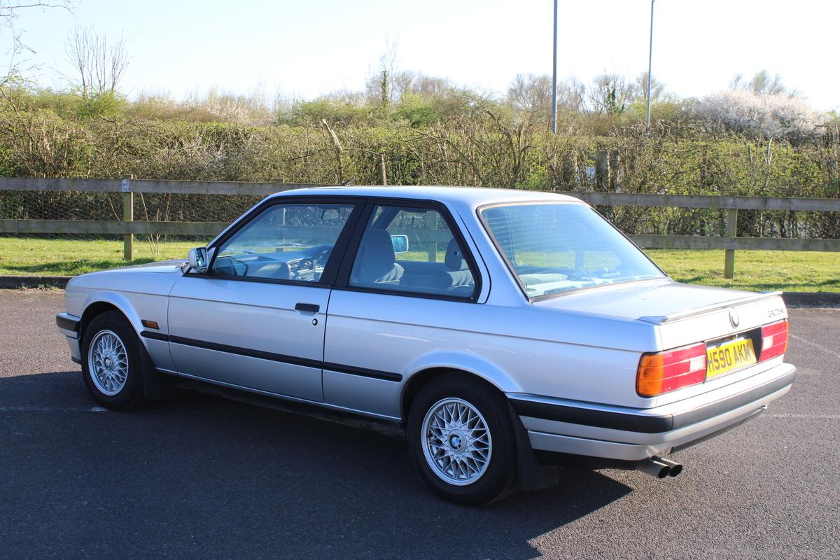 1990 BMW 325I SE AUTO