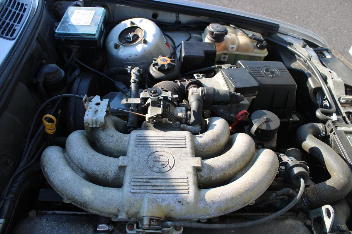 1990 BMW 325I SE AUTO