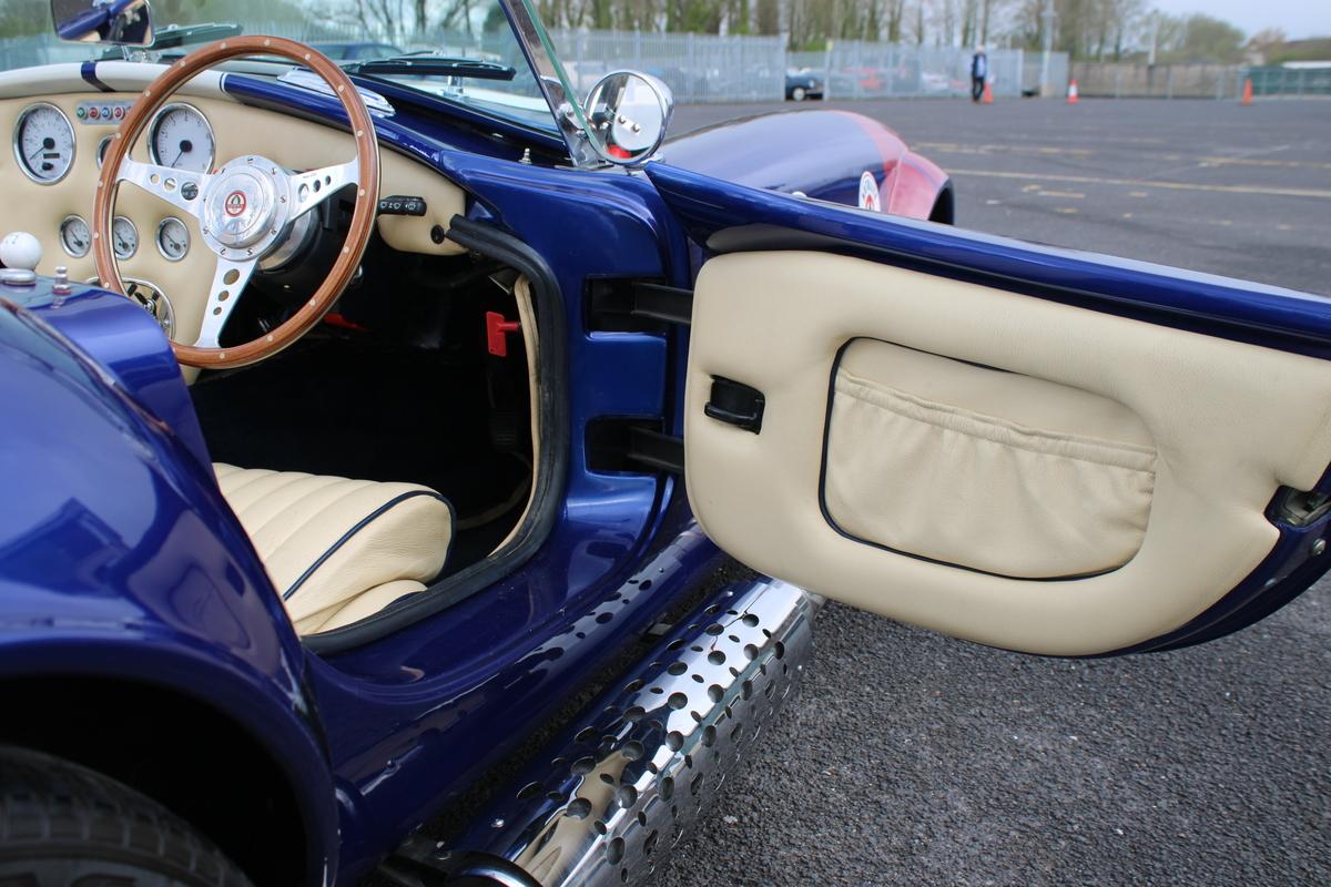 2011 Cobra PILGRIM SUMO