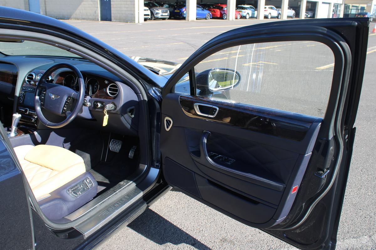 2006 Bentley CONTINENTAL FLYING SPUR A WIZ