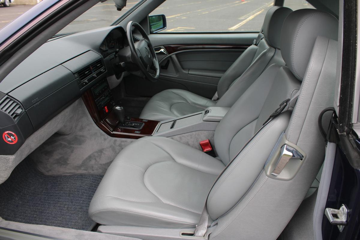 1996 Mercedes - Benz SL 320 AUTO