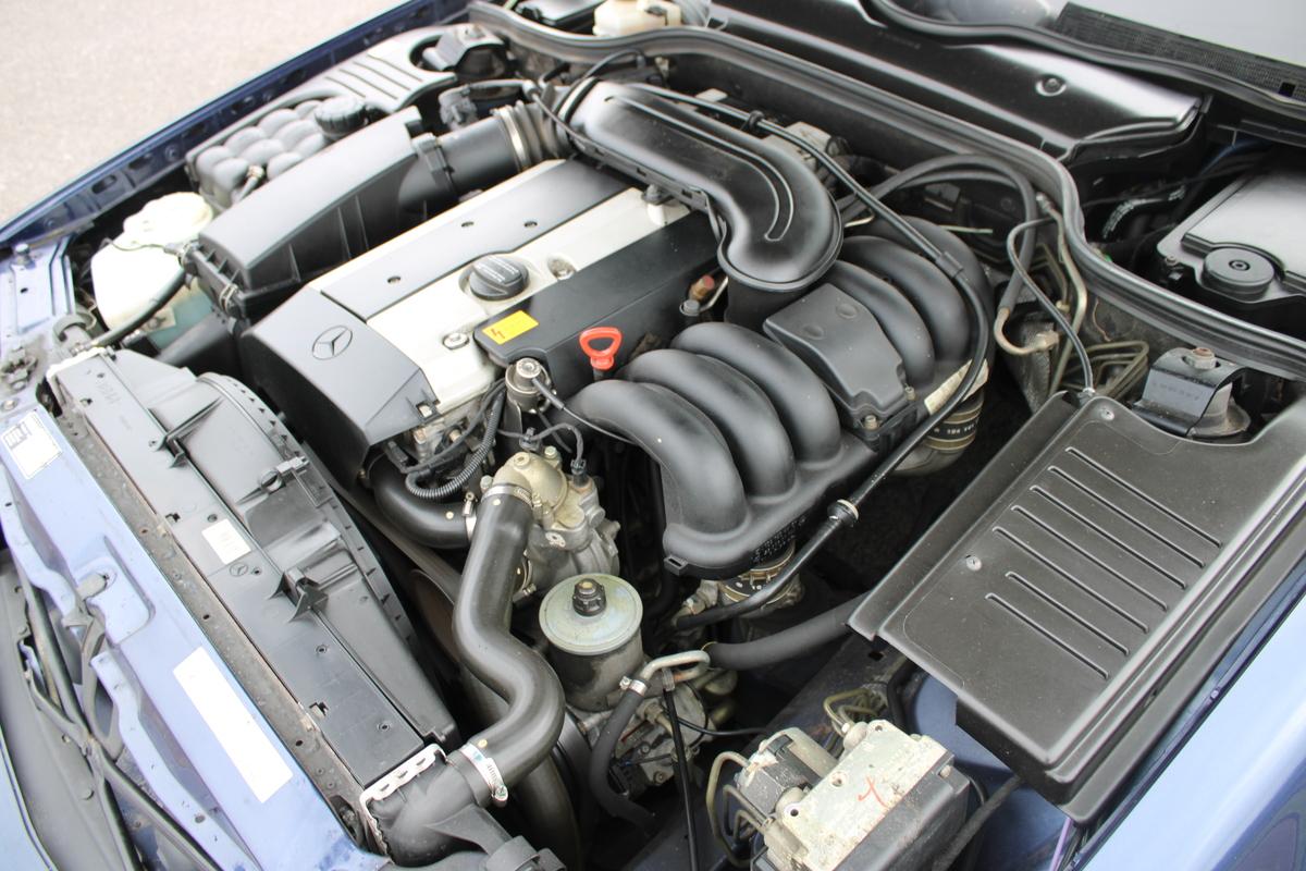 1996 Mercedes - Benz SL 320 AUTO