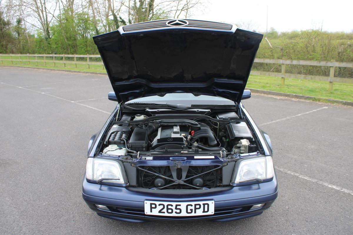 1996 Mercedes - Benz SL 320 AUTO