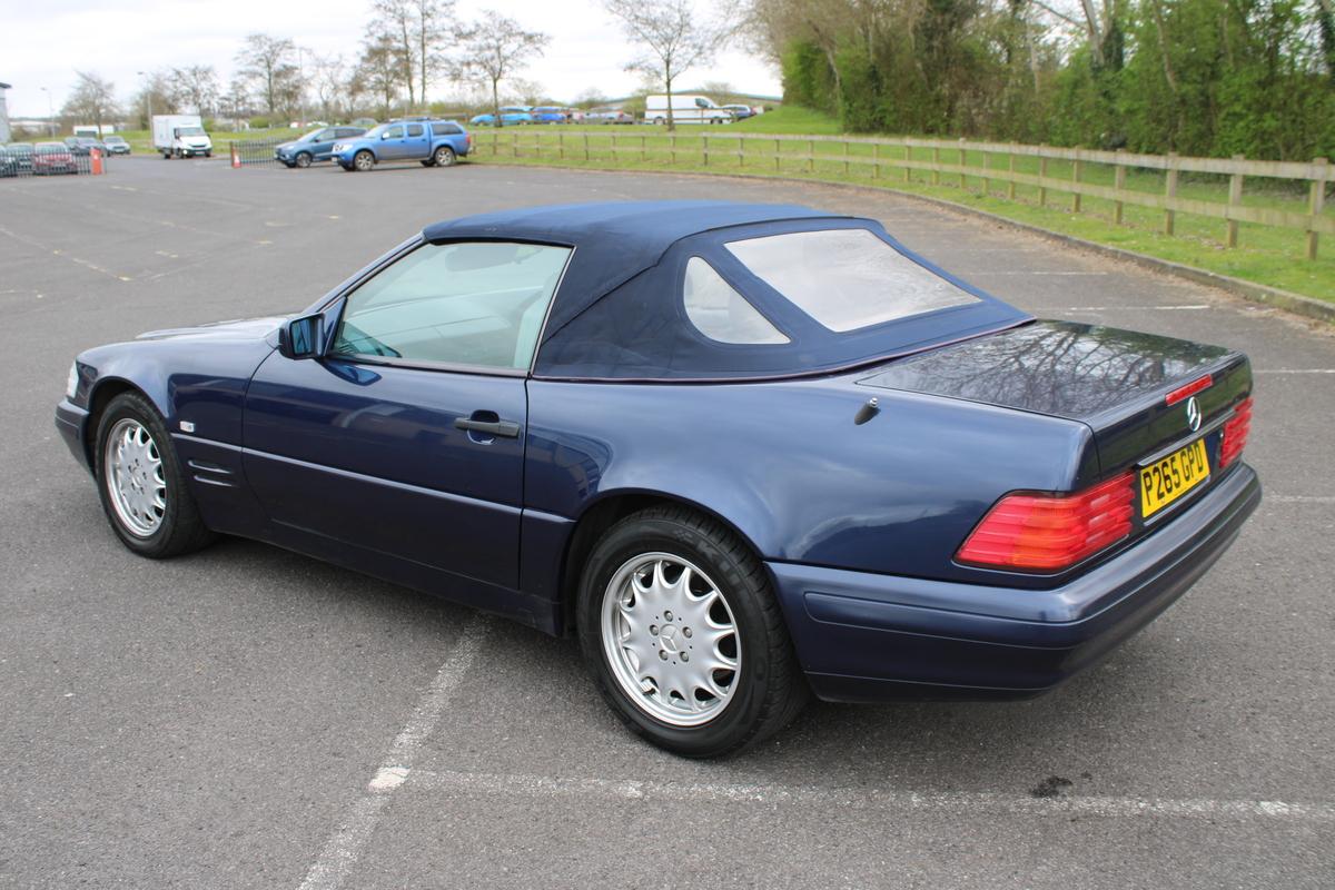 1996 Mercedes - Benz SL 320 AUTO