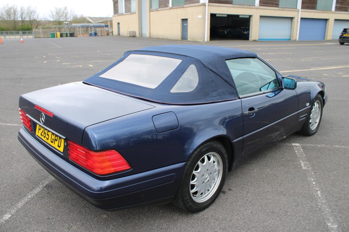 1996 Mercedes - Benz SL 320 AUTO