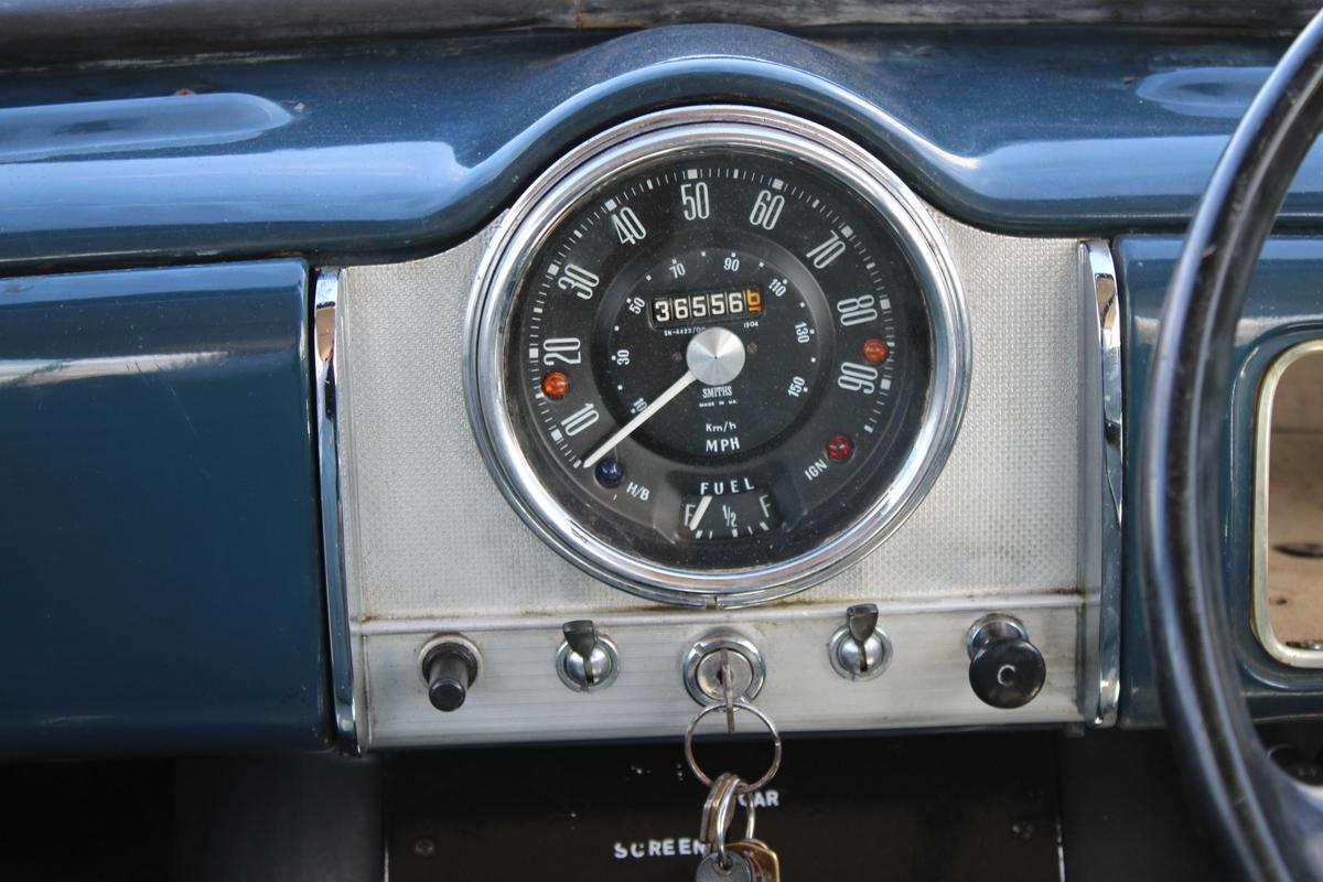 1968 Morris Minor 1000 Traveller