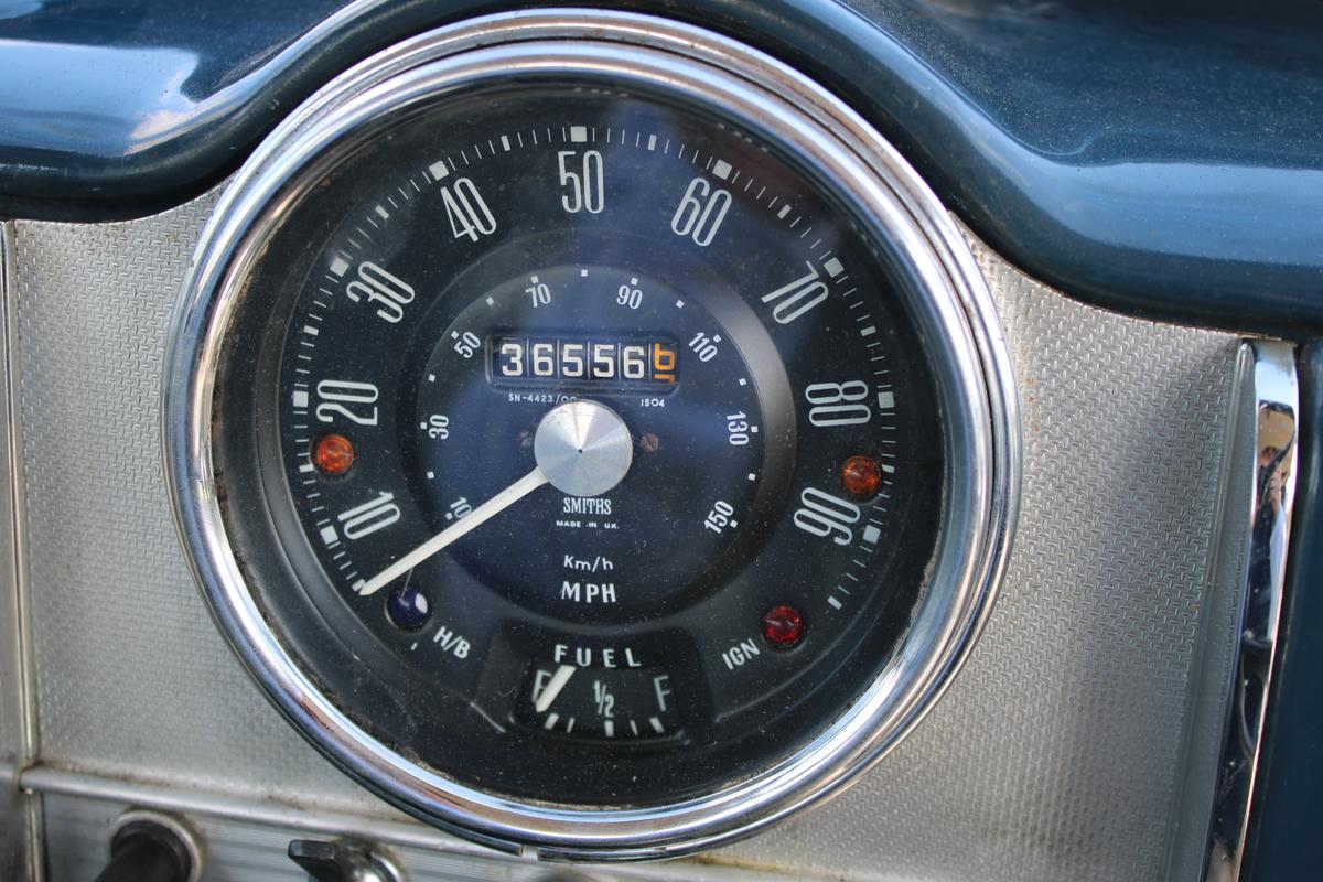 1968 Morris Minor 1000 Traveller