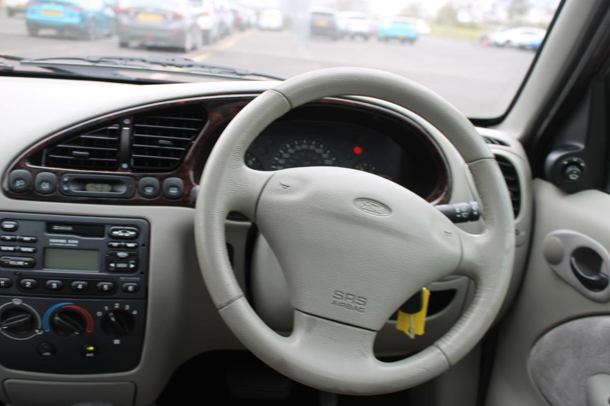 1998 Ford FIESTA GHIA 16V 1.25 AUTO