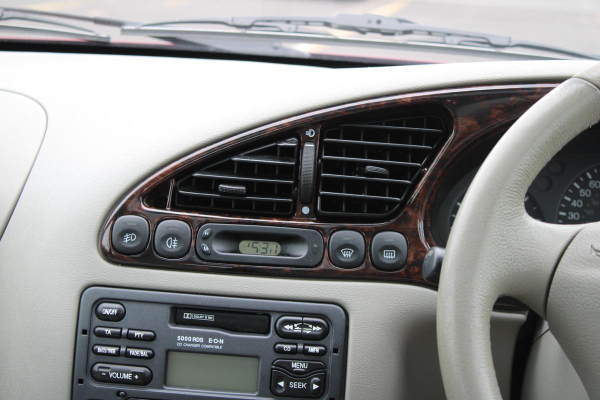 1998 Ford FIESTA GHIA 16V 1.25 AUTO