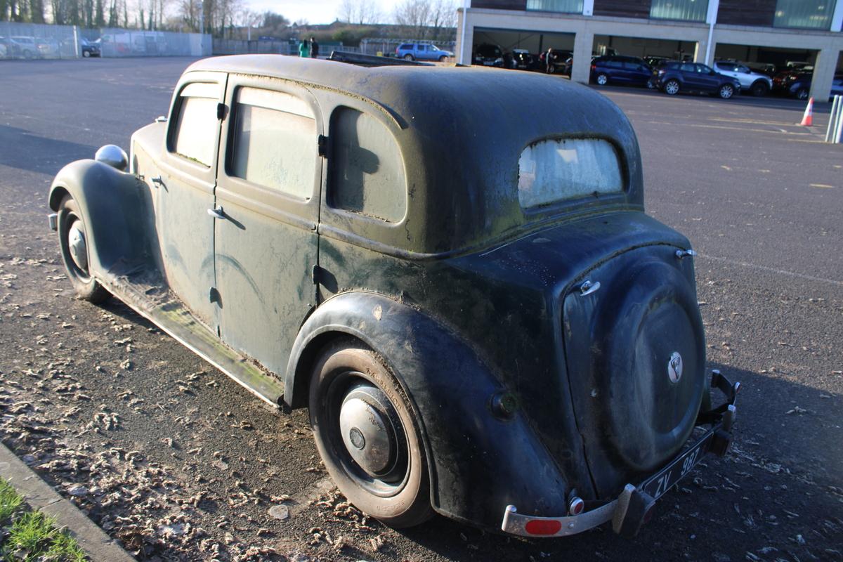 1939 Rover P2 12