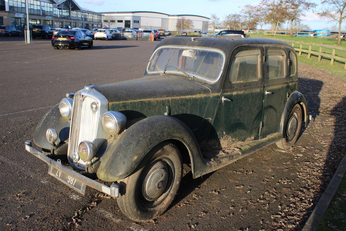 1939 Rover P2 12
