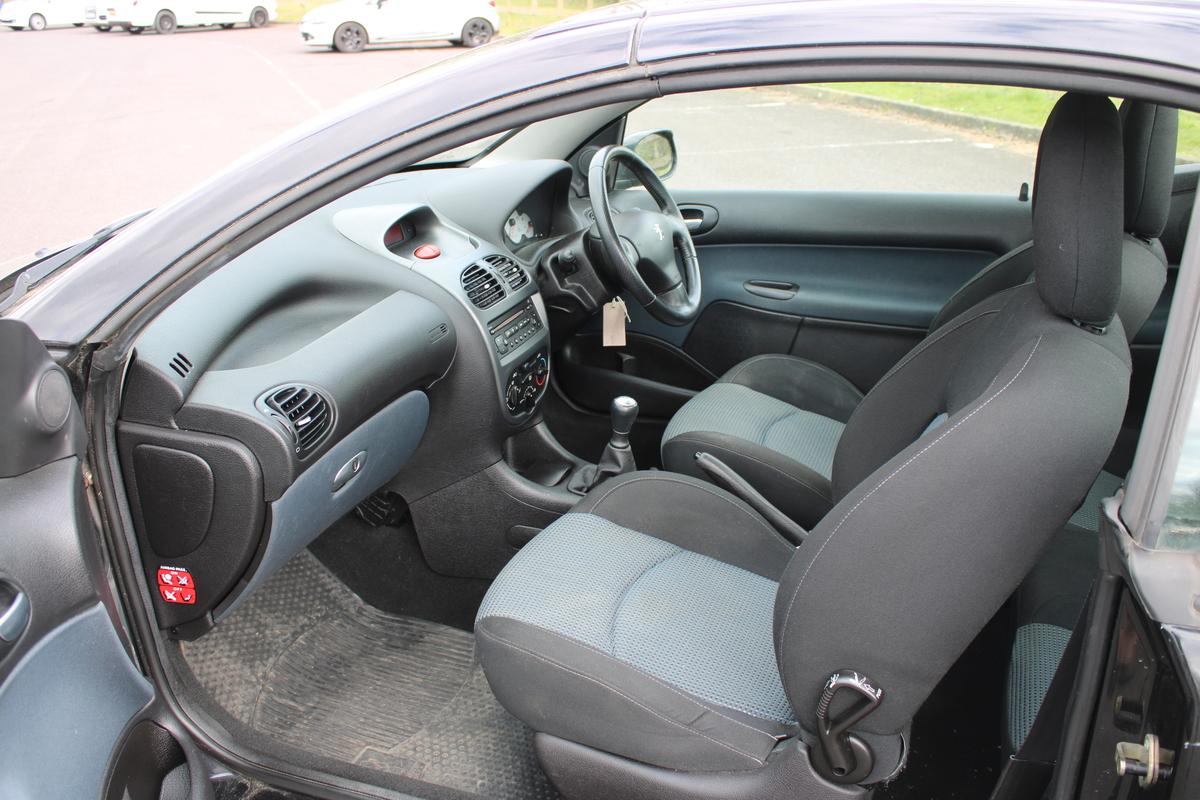 2005 Peugeot 206 CC ZEST