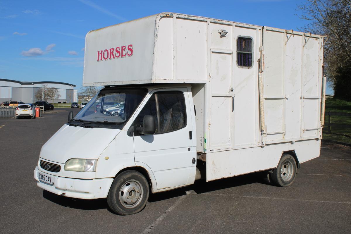 1998 Ford TRANSIT 190 LWB HORSEBOX