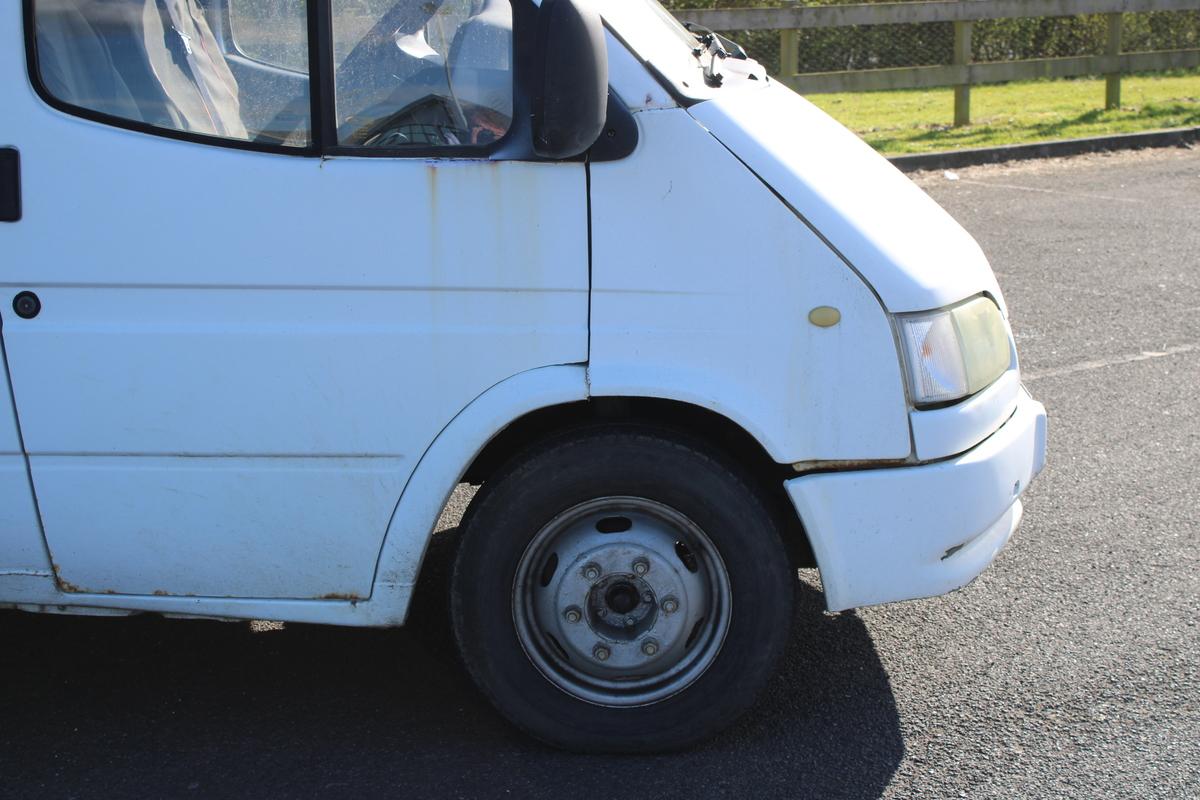 1998 Ford TRANSIT 190 LWB HORSEBOX