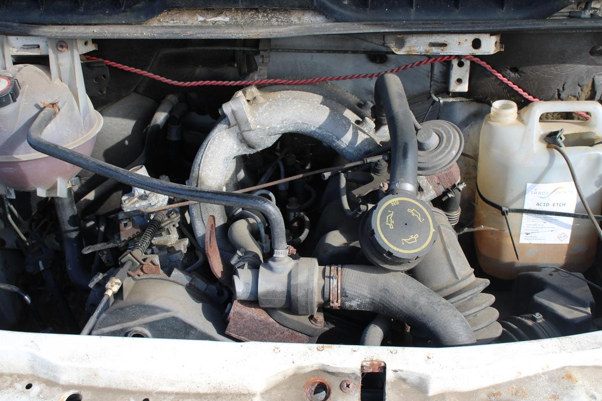 1998 Ford TRANSIT 190 LWB HORSEBOX