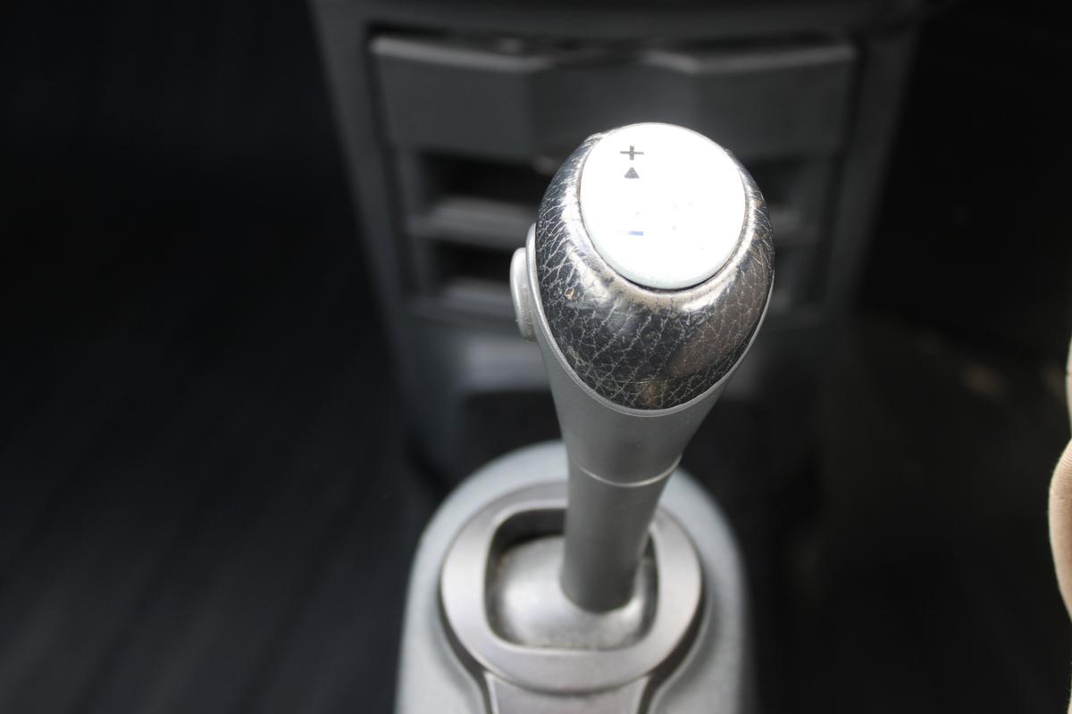 2004 SMART ROADSTER 80 AUTO