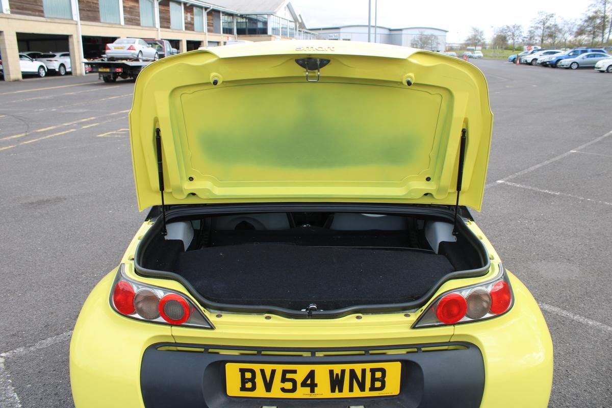 2004 SMART ROADSTER 80 AUTO