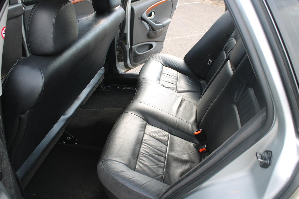 2004 Ford DORCHESTER LIMOUSINE AUTO