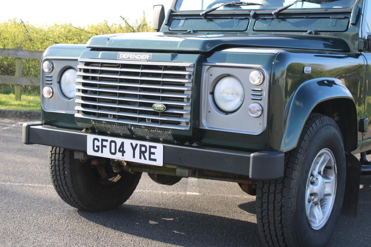 2004 Land Rover DEFENDER 110 TD5 XS