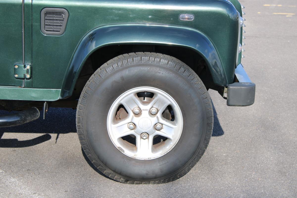 2004 Land Rover DEFENDER 110 TD5 XS