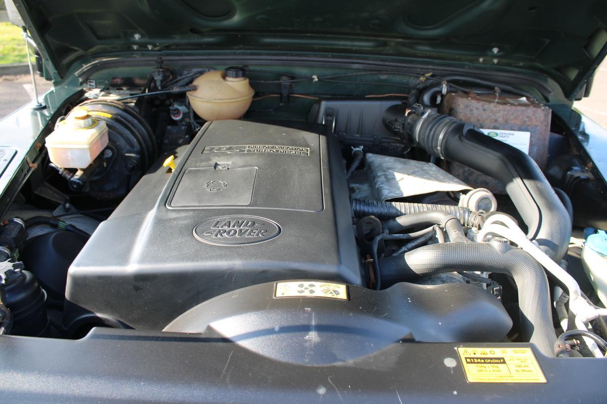 2004 Land Rover DEFENDER 110 TD5 XS