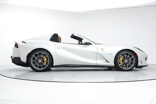 2022 Ferrari 812 GTS