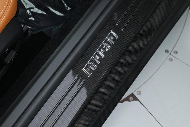 2022 Ferrari 812 GTS