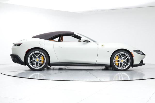 2025 Ferrari ROMA SPIDER