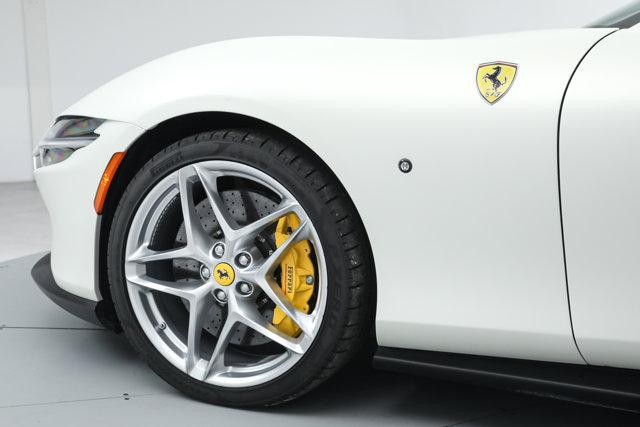 2025 Ferrari ROMA SPIDER