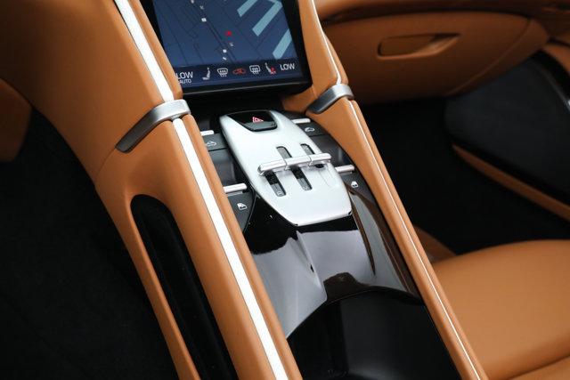 2025 Ferrari ROMA SPIDER