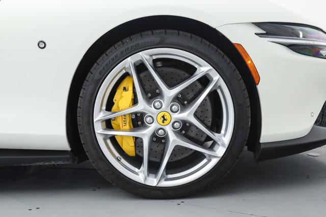 2025 Ferrari ROMA SPIDER