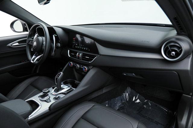 2025 Alfa Romeo Giulia