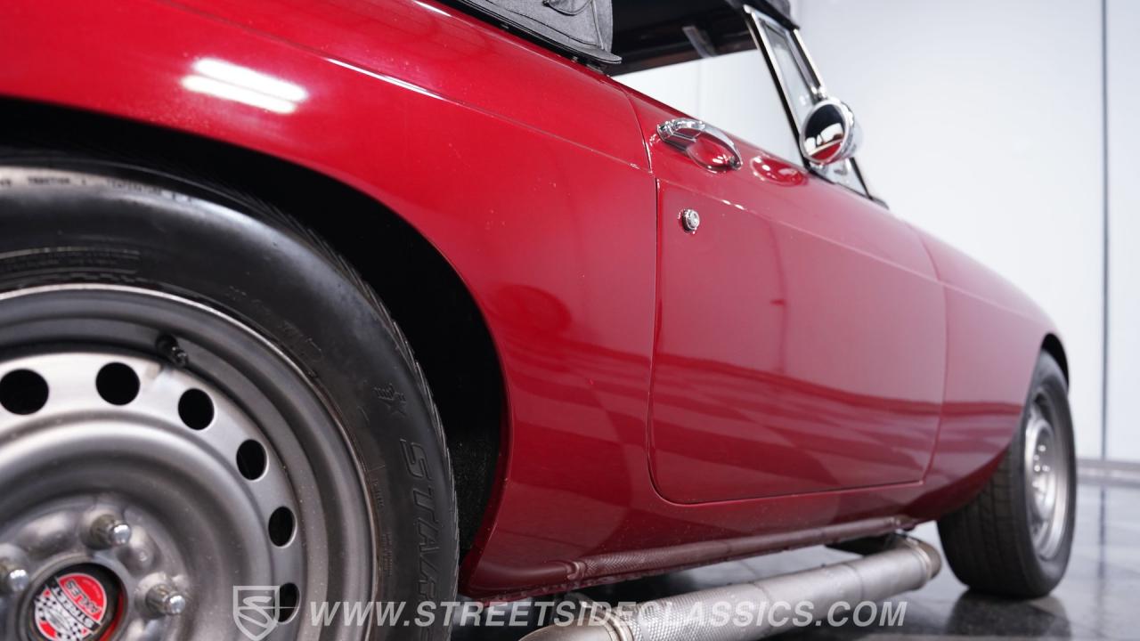 1977 MG MGB Restomod V8