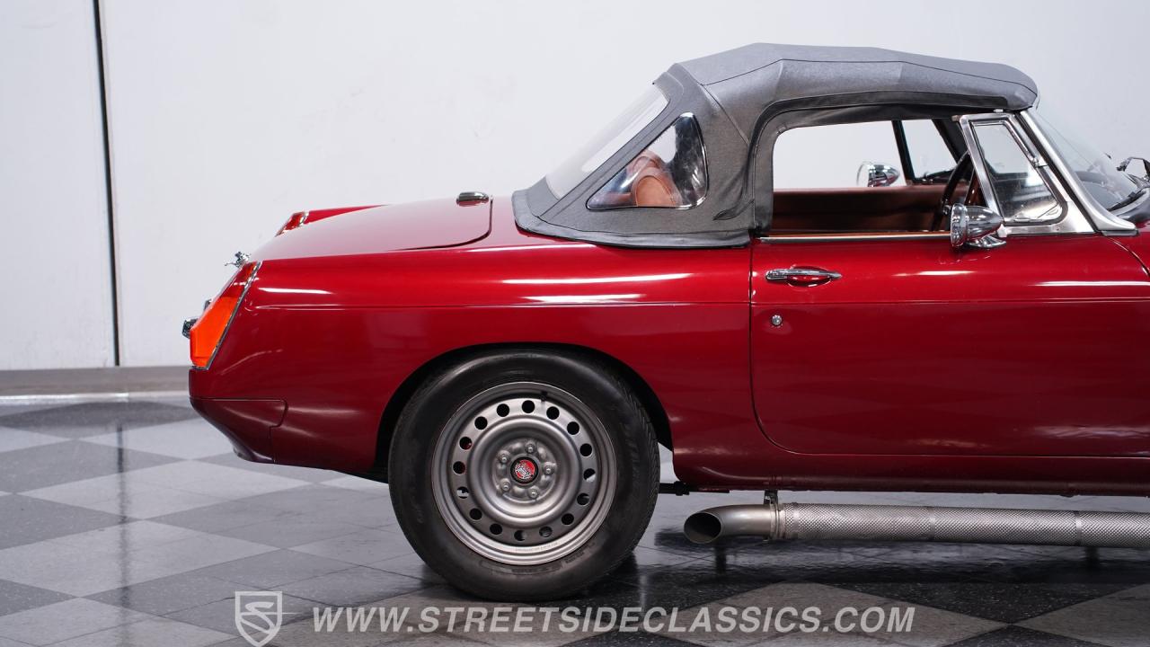 1977 MG MGB Restomod V8