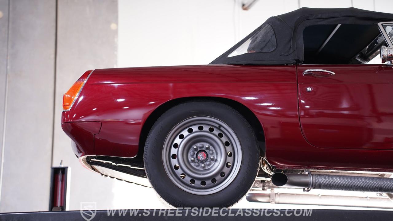 1977 MG MGB Restomod V8
