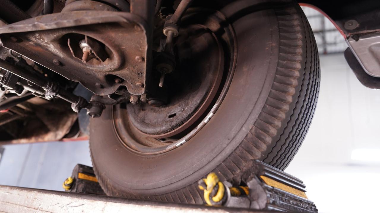 1956 Ford Fairlane Town Victoria