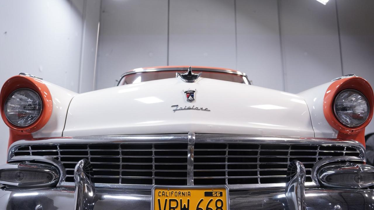 1956 Ford Fairlane Town Victoria