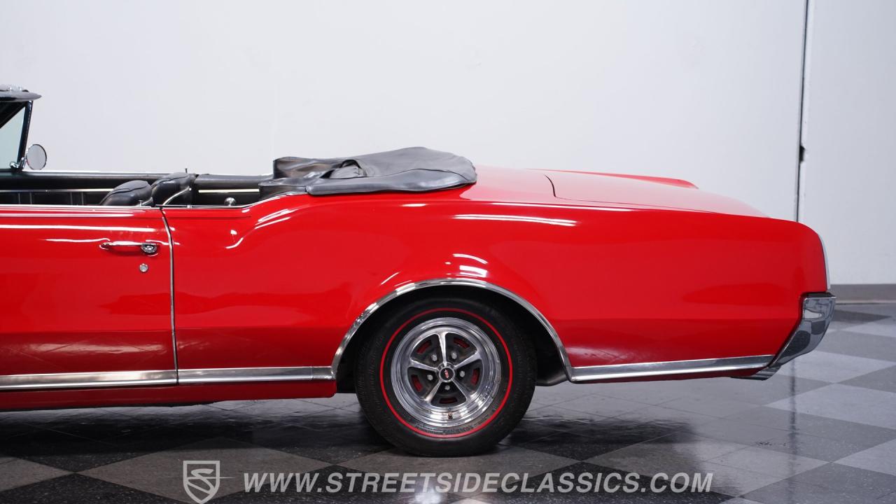 1967 Oldsmobile Cutlass 442 Convertible