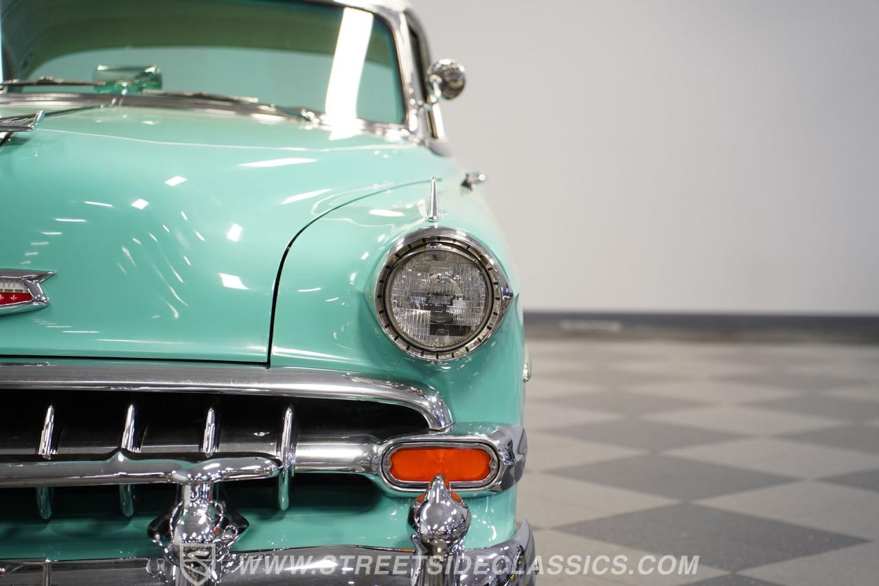 1954 Chevrolet Bel Air Sport Coupe Restomod