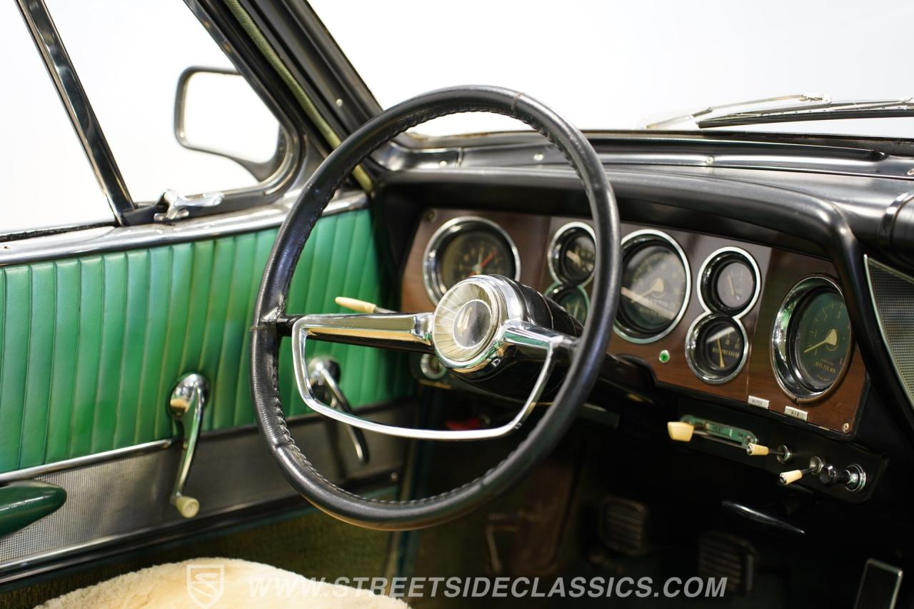 1963 Studebaker Gran Turismo Hawk