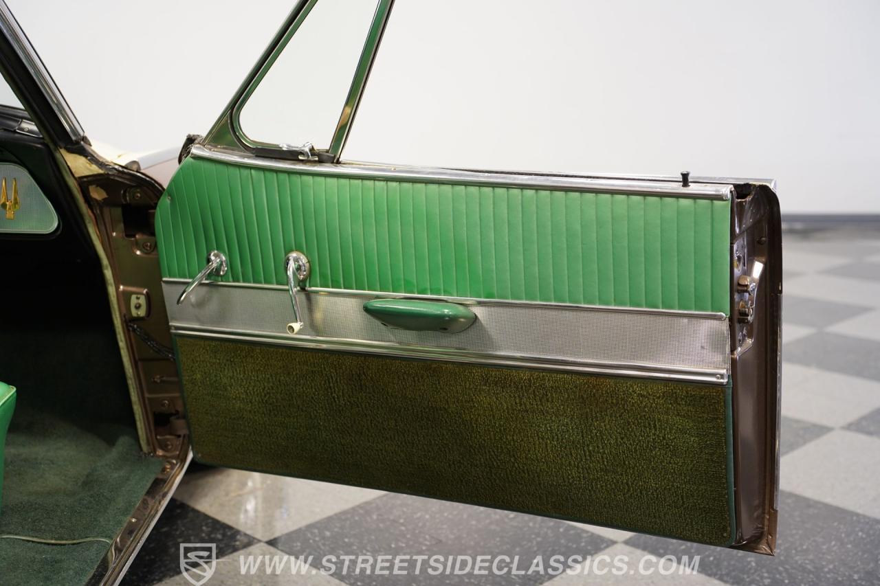 1963 Studebaker Gran Turismo Hawk