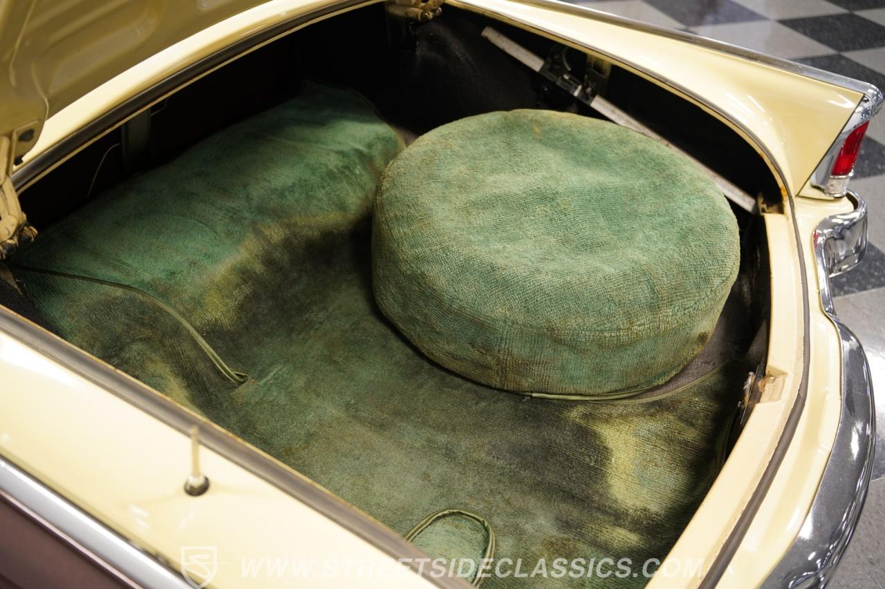 1963 Studebaker Gran Turismo Hawk