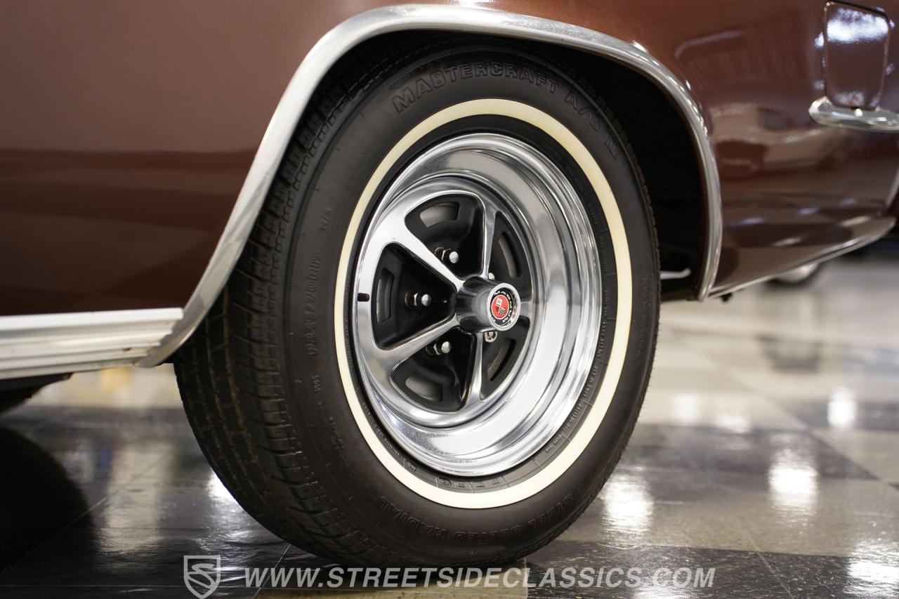 1963 Studebaker Gran Turismo Hawk