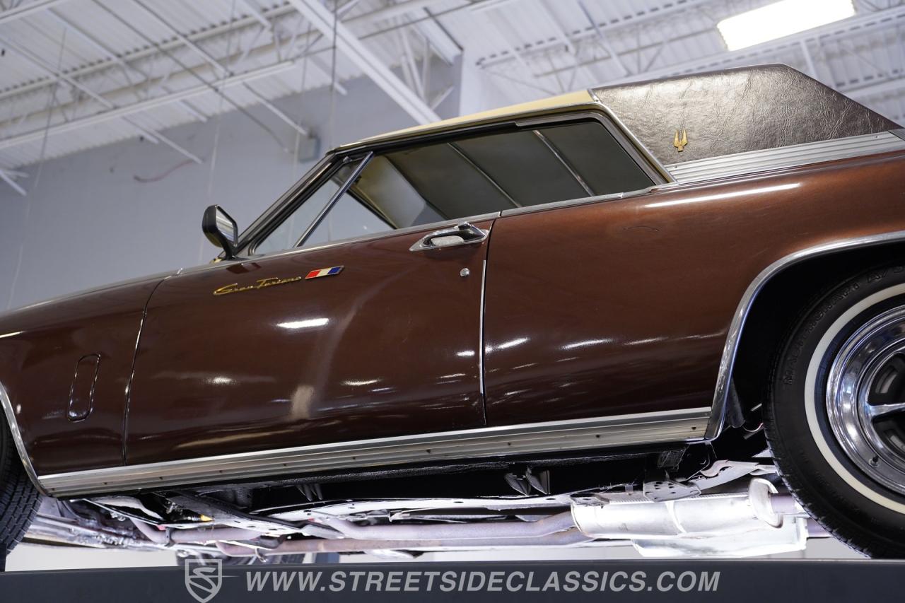 1963 Studebaker Gran Turismo Hawk