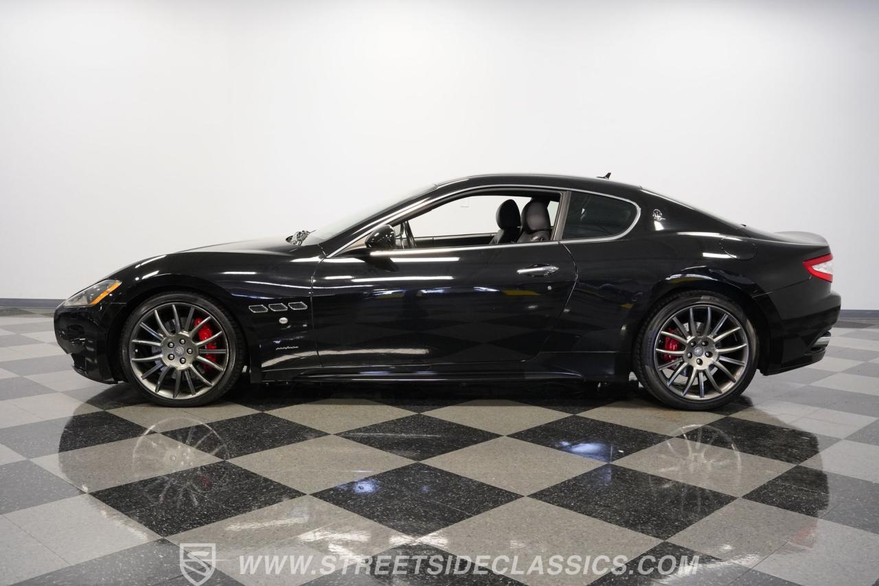 2010 Maserati GranTurismo S